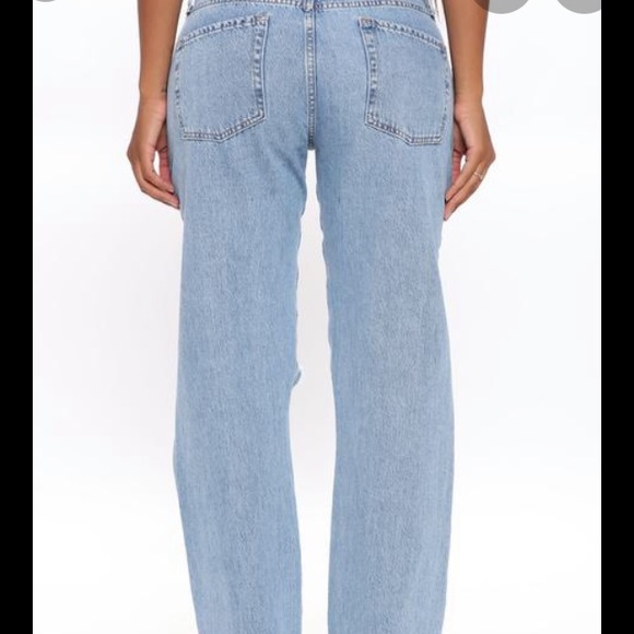 Nwt Slouch fit ripped jeans sizes 7 and 9. - Picture 3 of 6